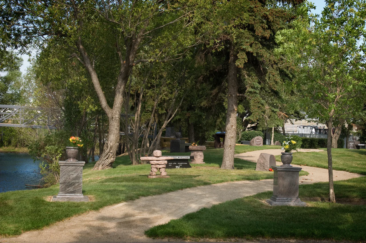 Regina Funeral Home & Cemetery