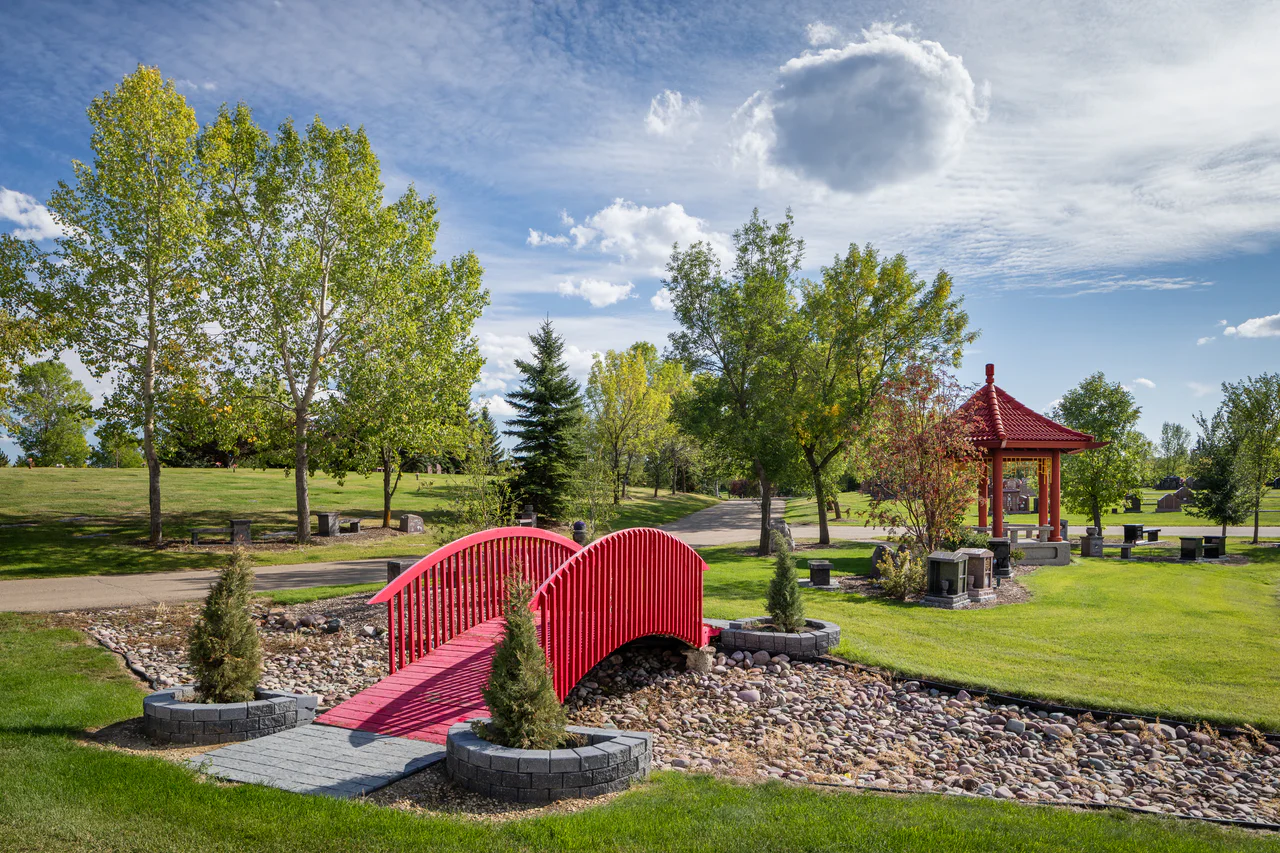 Glenwood Funeral Home & Cemetery